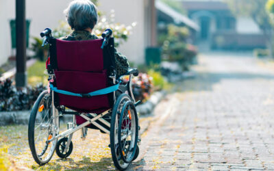 Pflegefall in der Familie: Wann ein Immobilienverkauf helfen kann