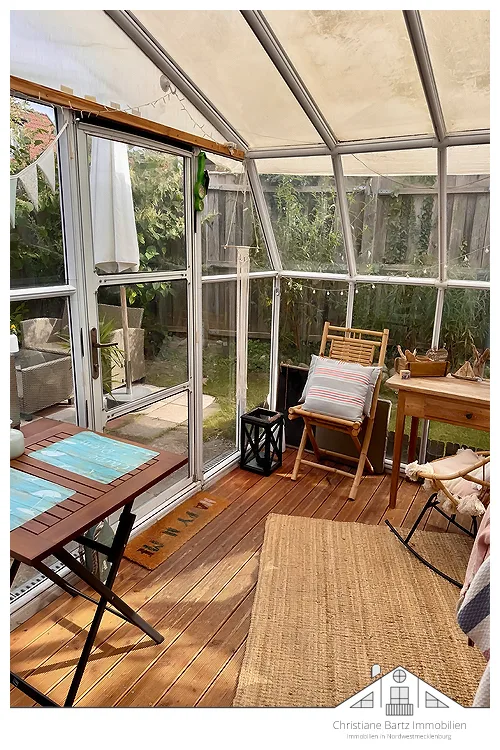 Wintergarten zur Terrasse hin