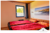 Schlafzimmer - Ostseenah – Energieeffiziente Familienheim in landschaftlich reizvoller Lage zu verkaufen