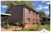 Hausansicht vorn - Mit Blick auf den Schweriner See – Eigenheim mit kleiner Ferienwohnung zu verkaufen