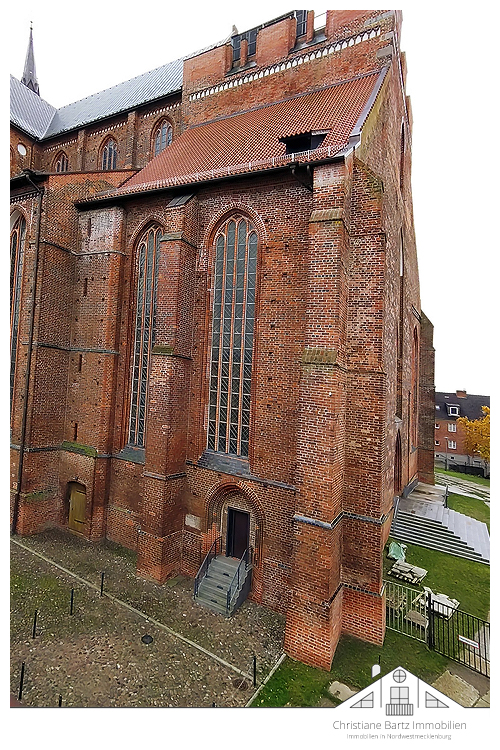 Blick_DG_St-Georgen-Kirche_klein