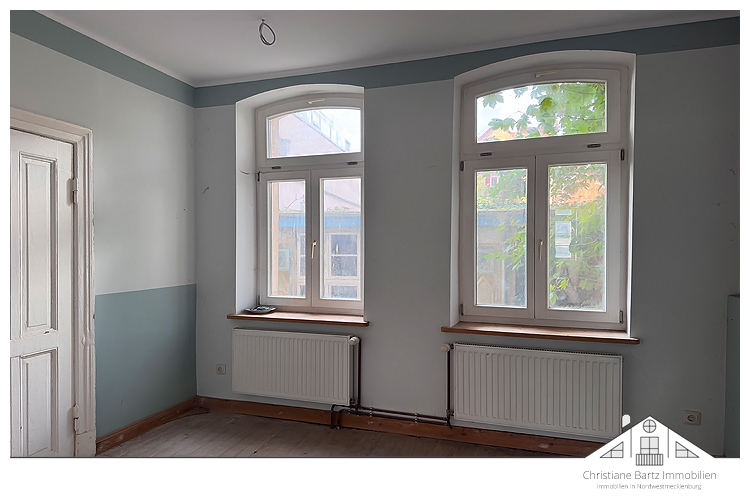Zimmer hinten EG