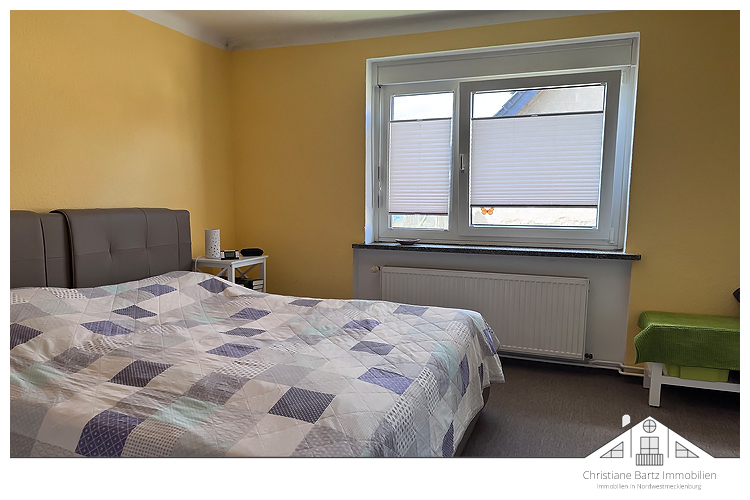 Schlafzimmer hinten