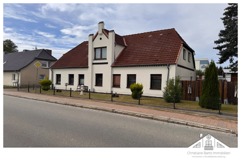 Geräumiges Eigenheim in zentraler Ortslage von Bad Kleinen zu verkaufen, 23996 Bad Kleinen, Einfamilienhaus